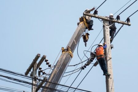 Não arrisque sua segurança! Conheça os materiais isolantes elétricos para prevenir acidentes